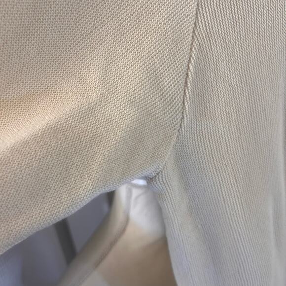 Izod Vintage Men's Size L  cream V neck button up cardigan sweater #3076 - Picture 5 of 7